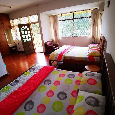 Lpm Room Tanjung Bungah  Exteriér fotografie