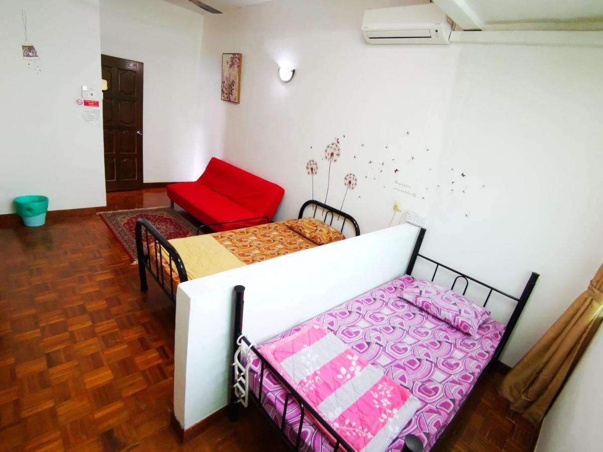 Lpm Room Tanjung Bungah  Exteriér fotografie