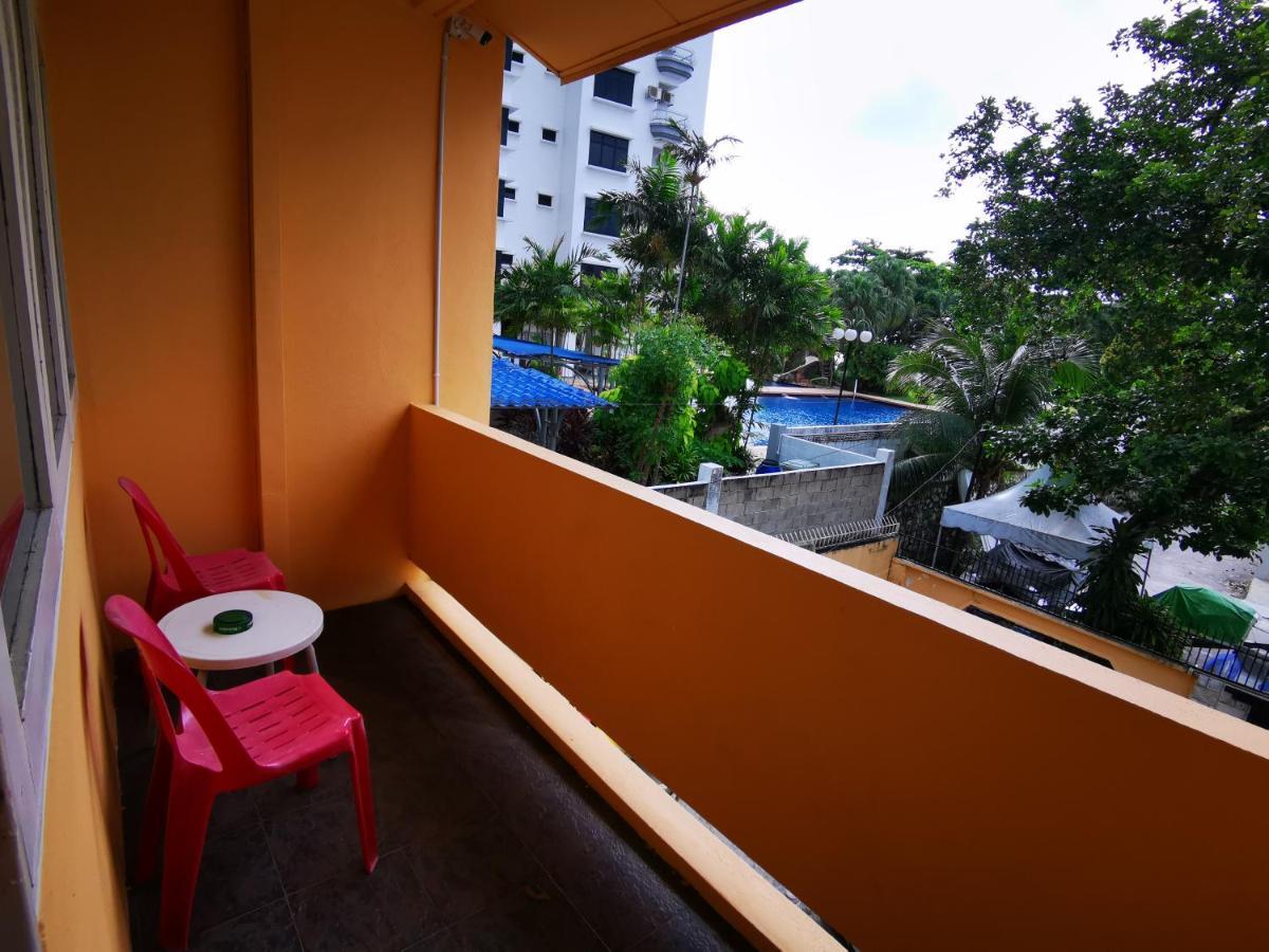 Lpm Room Tanjung Bungah  Exteriér fotografie