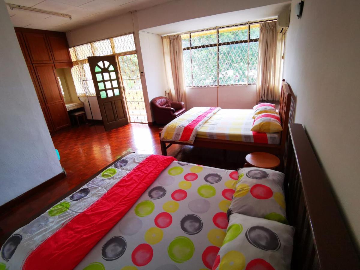 Lpm Room Tanjung Bungah  Exteriér fotografie