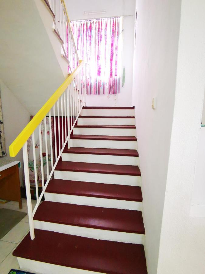 Lpm Room Tanjung Bungah  Exteriér fotografie